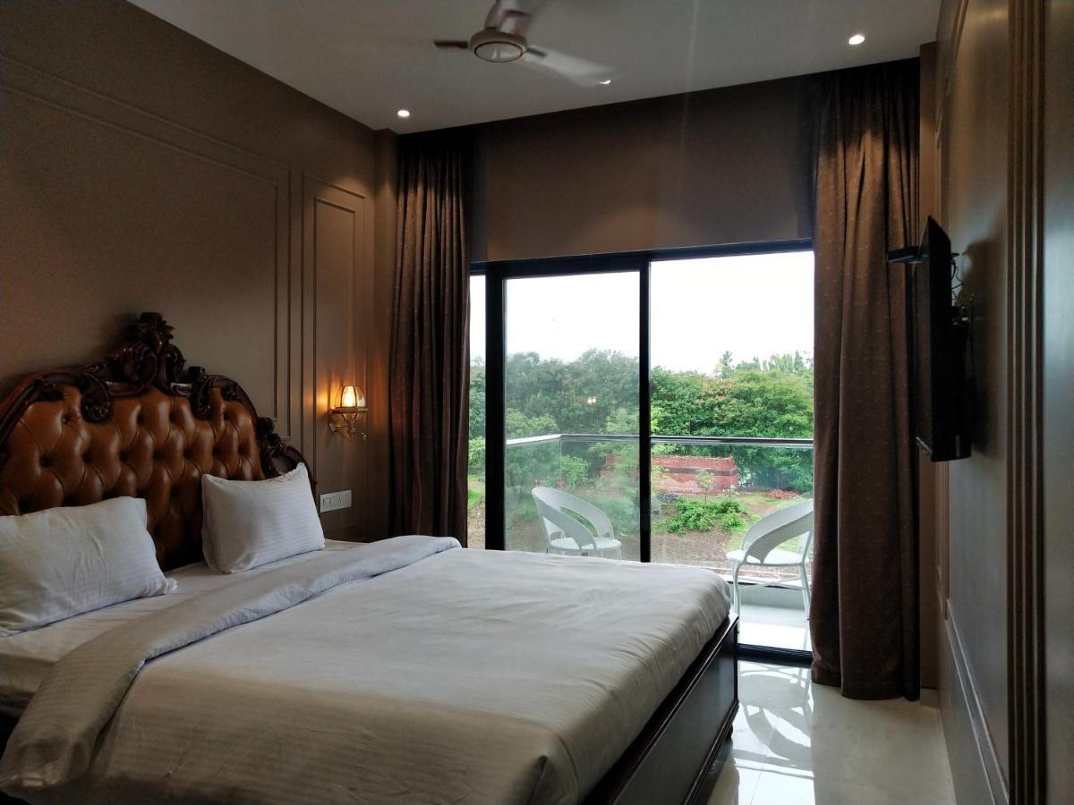 Paramount Riverfront Resort & Spa, Karjat Exterior photo