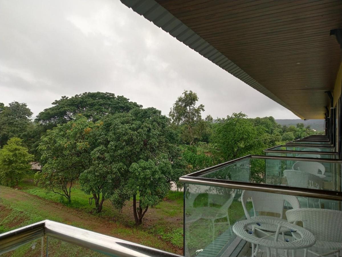 Paramount Riverfront Resort & Spa, Karjat Exterior photo